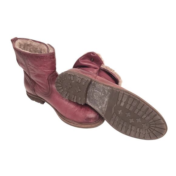 Frye MARA BUTTON SHORT boots,Leather Sheepskin Pull On Brown Size 8.5B - Picture 7 of 7